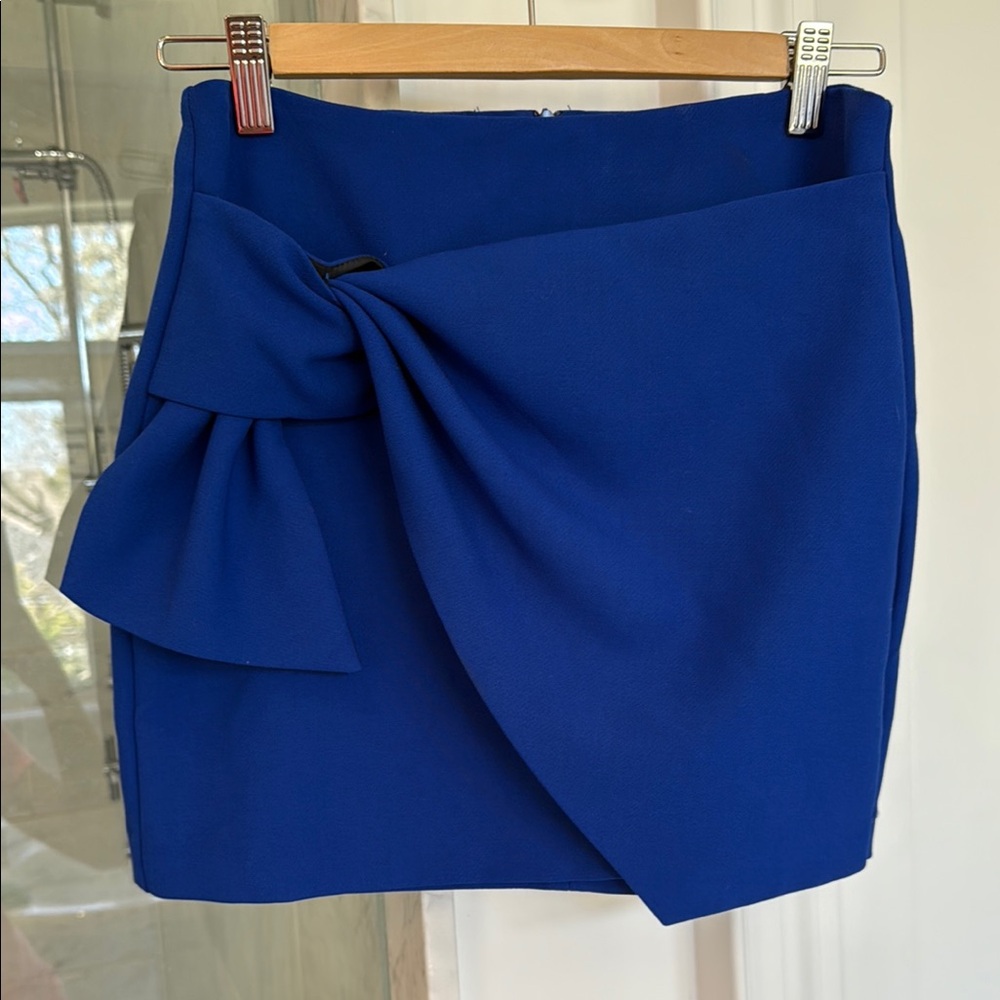 Elegant Blue Skirt with Bow Detail